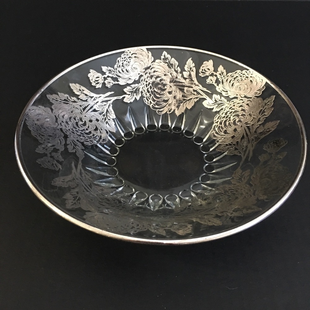 Silver City Console Bowl Serving Bowl Vintage Chrysanthemum 1/4" Silver Border